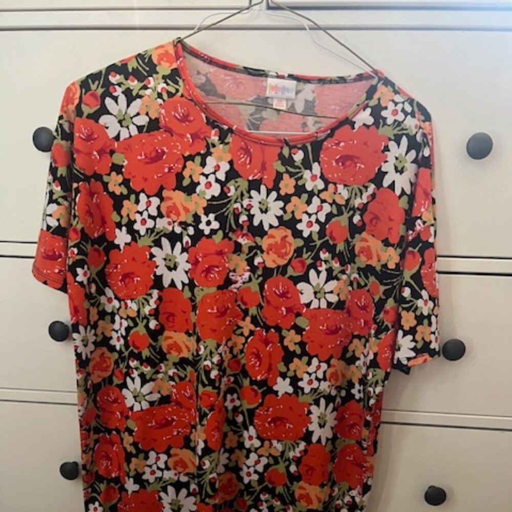 LuLa Roe oversized floral shirt XS
